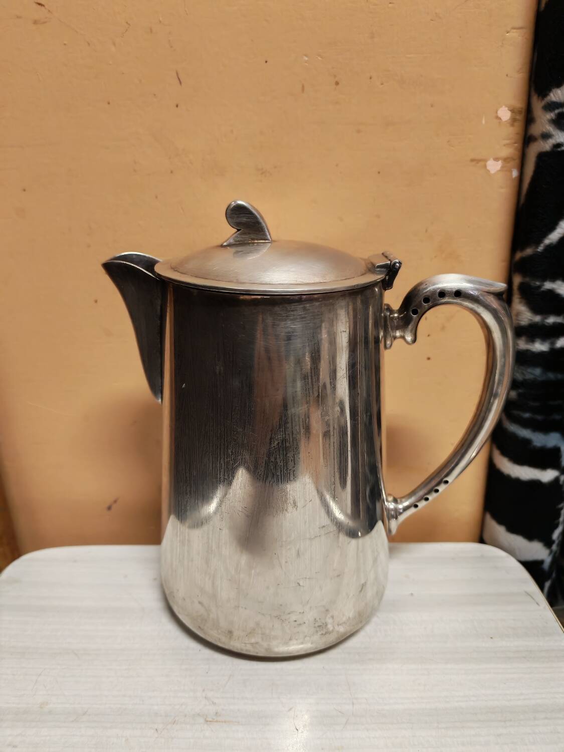 Silver-plated teapot and coffee pot