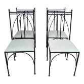 Serie de 4 chaises en métal noir