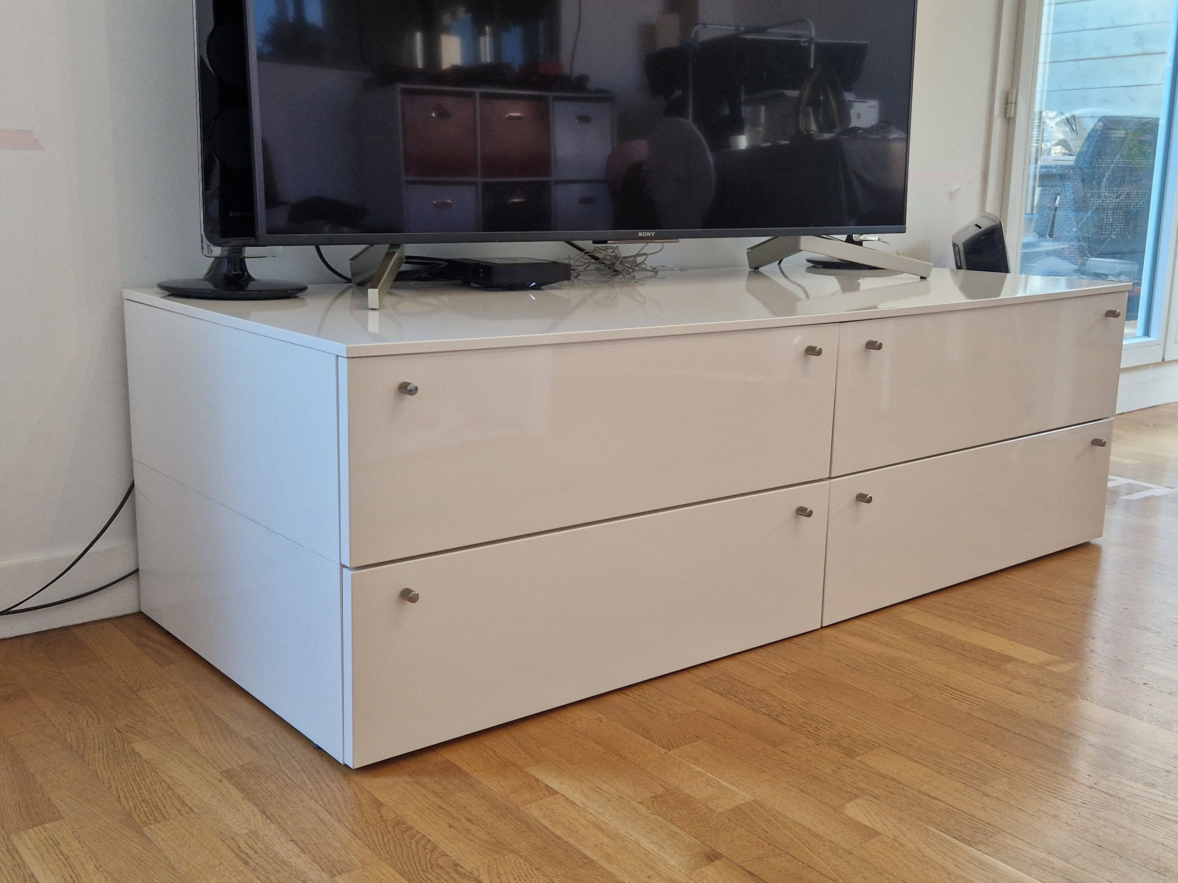 Ligne Roset TV unit, glossy white