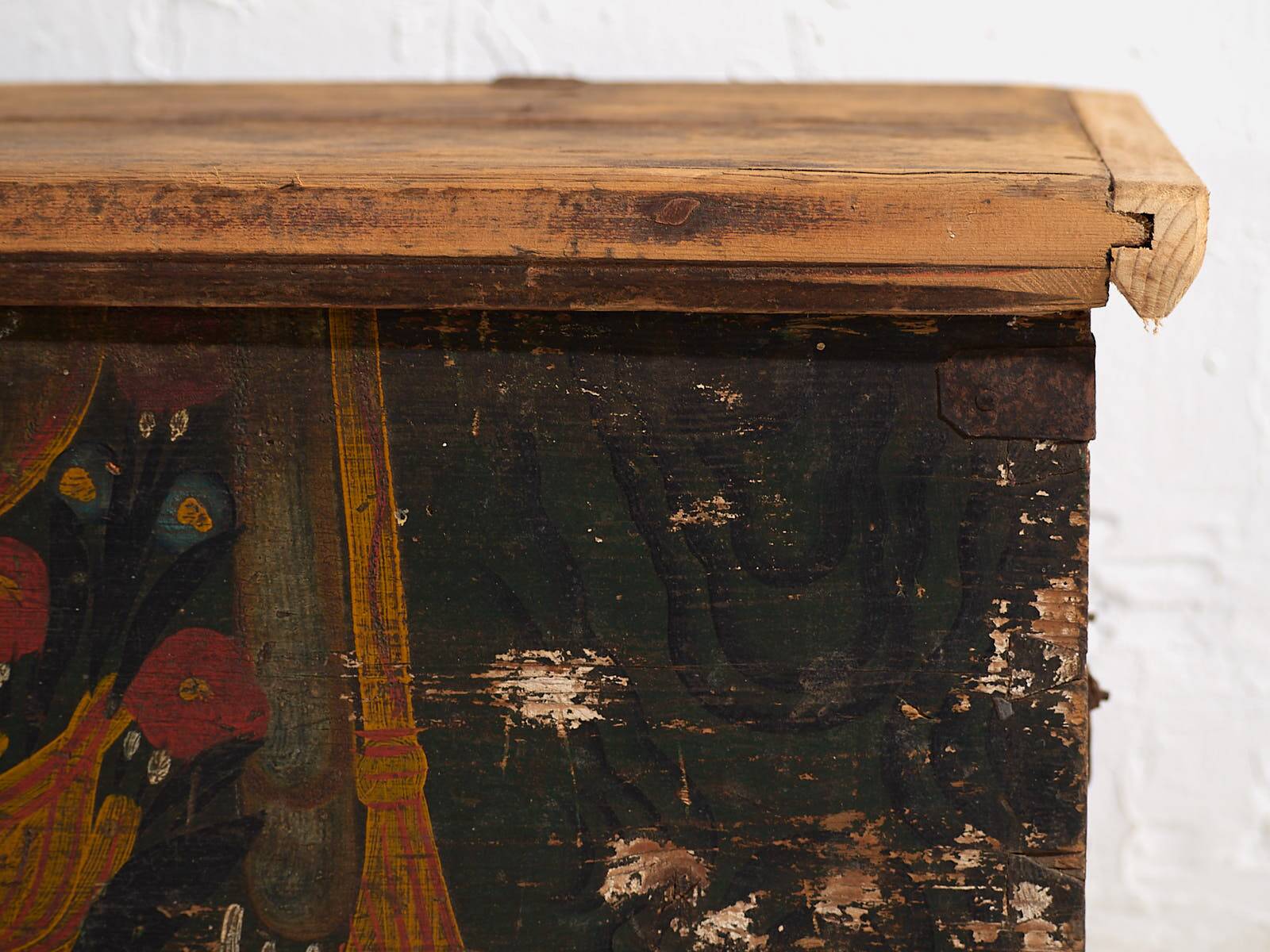 Antique small chest with floral motifs (c.1920) #73