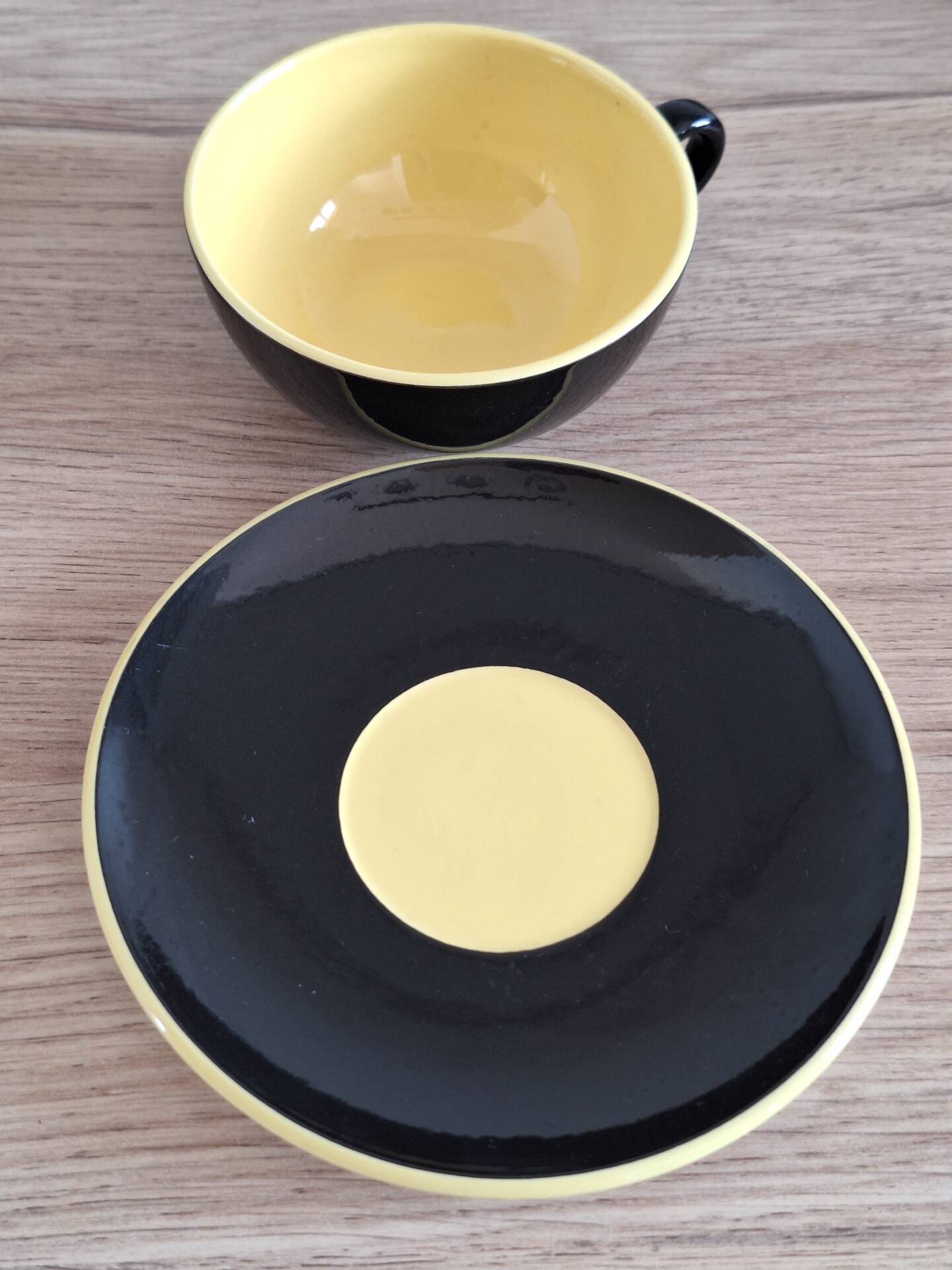 1960s yellow and black coffee service by Villeroy and Boch.