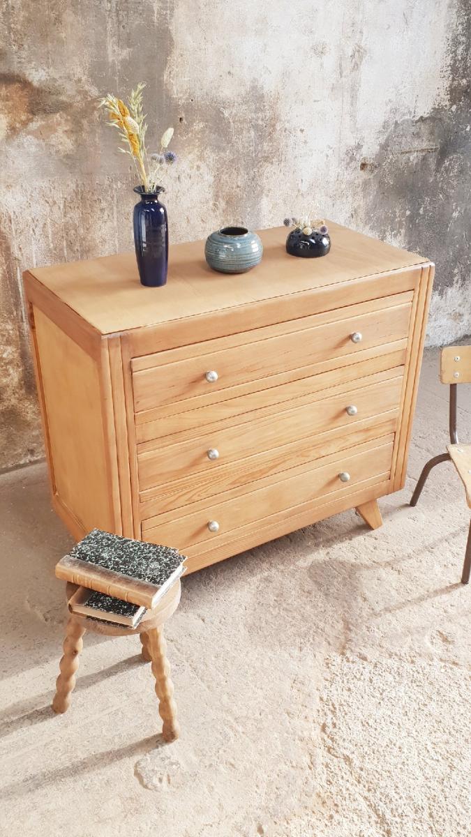 Vintage chest of drawers