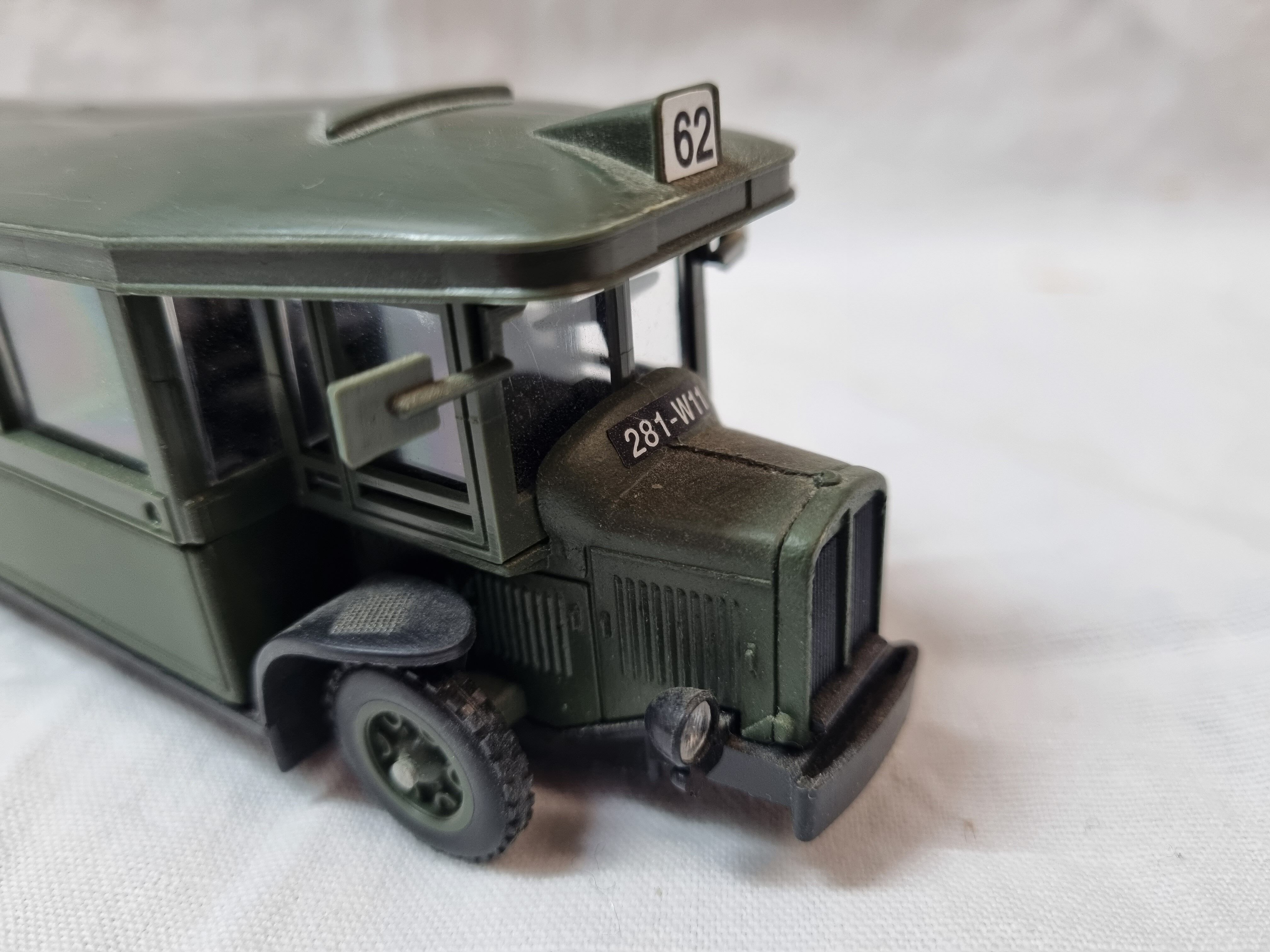 Renault bus, model 1934, Solido