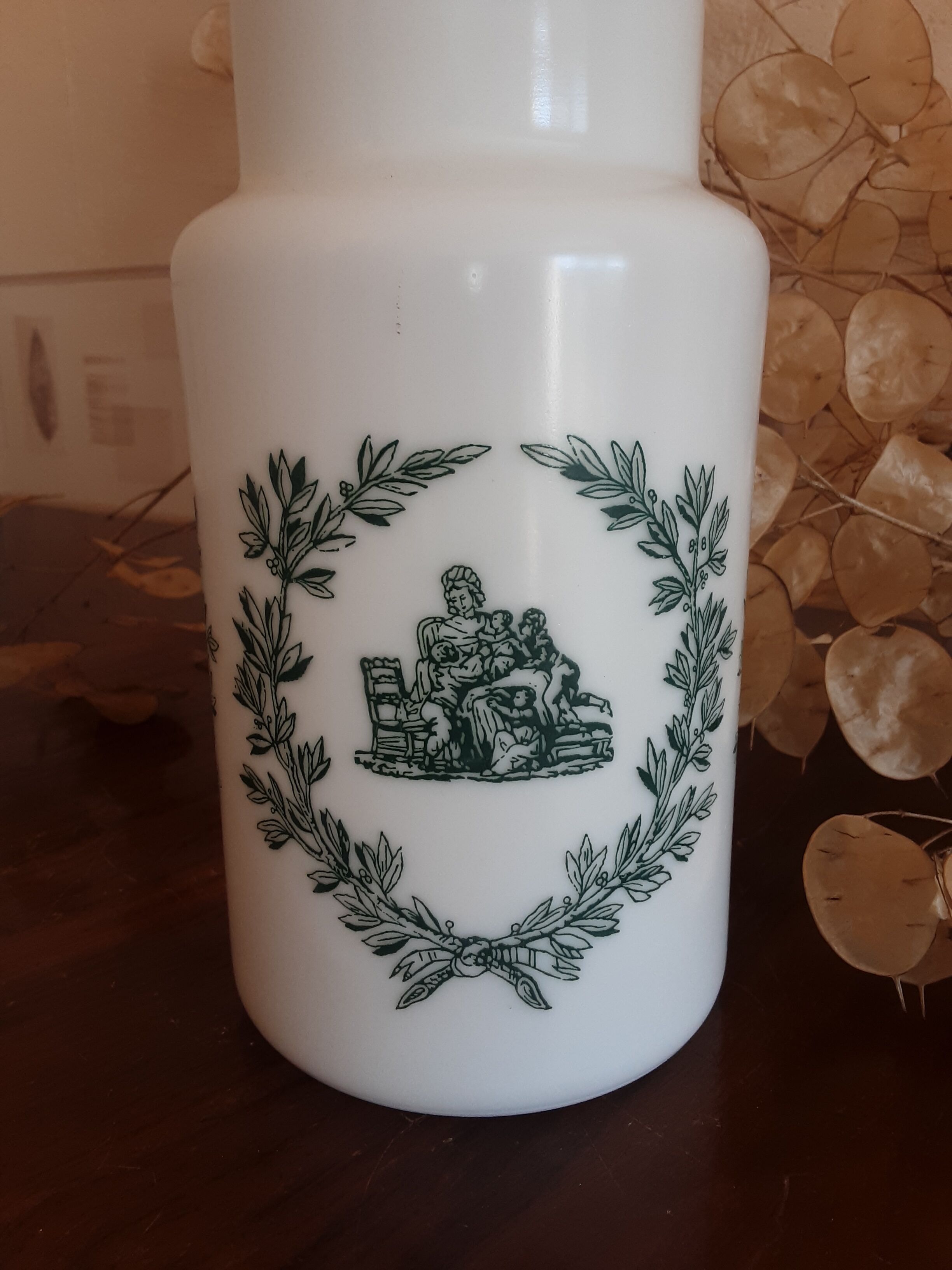 Opaline glass pot - vintage
