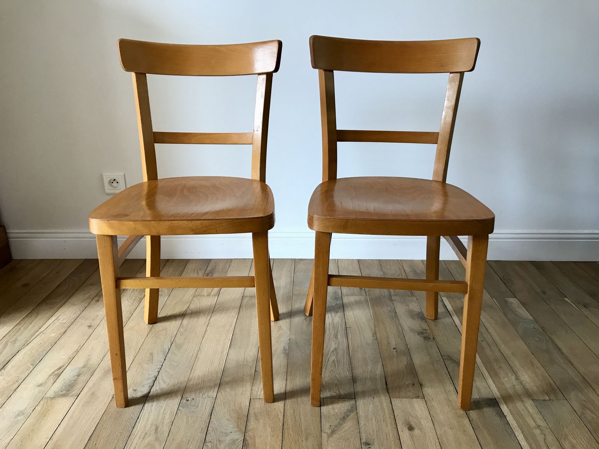 set of 4 Thonet bistro chairs in curved wood honey Mid-Century 50s
