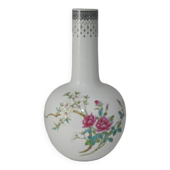 Chinese famille rose porcelain vase China