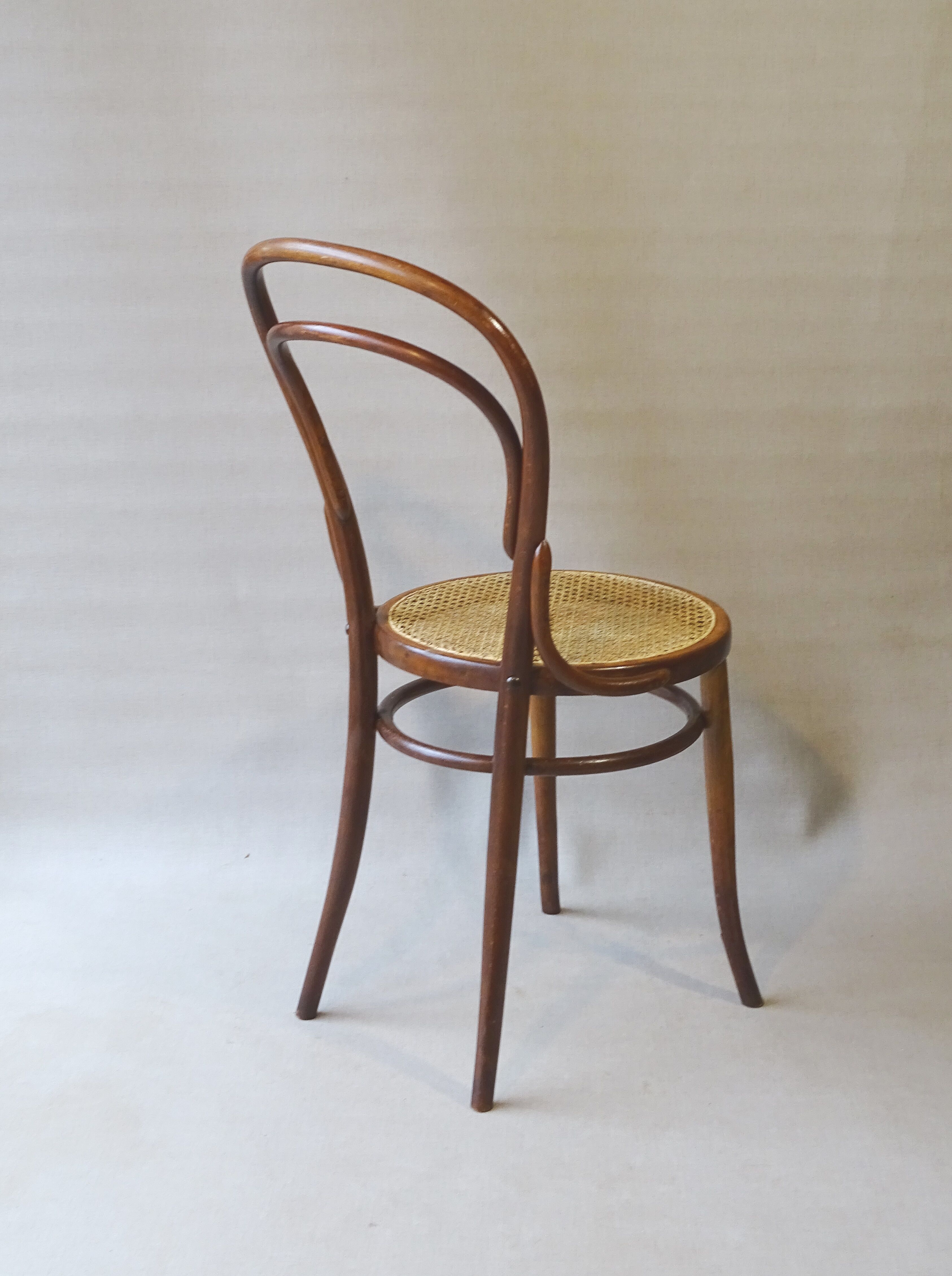 Two chairs turpe n°14 bistrot 1900 cans