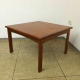 Table d’appoint en teck des années 70