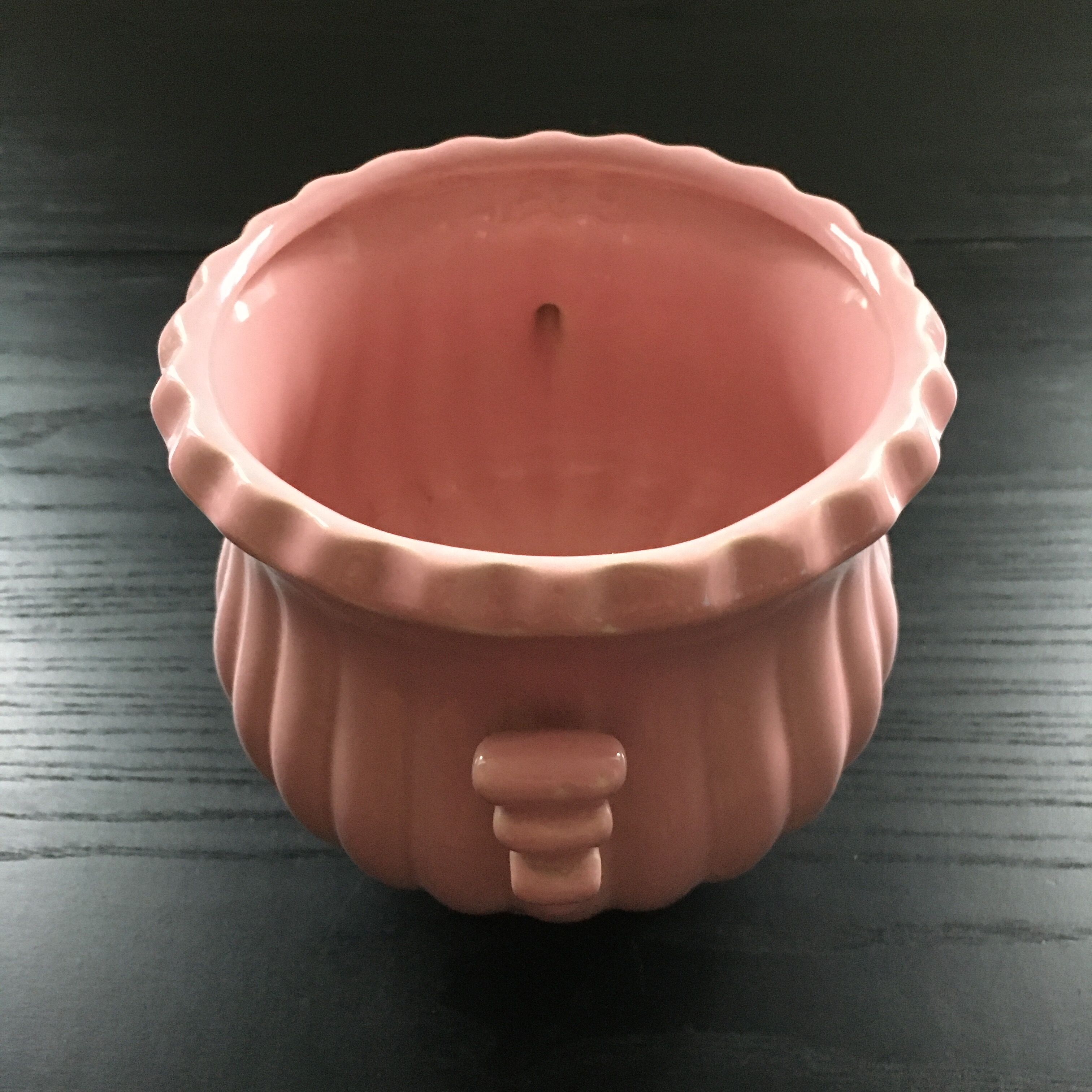 Pink pot cache