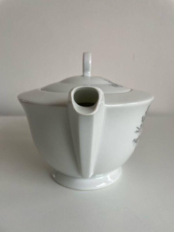 Théière Françoise Adnet – Porcelaine Limoges – A. Giraud & Brousseau –