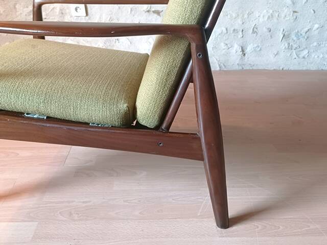 Scandinavian design armchair in solid teak vintage 1960s
