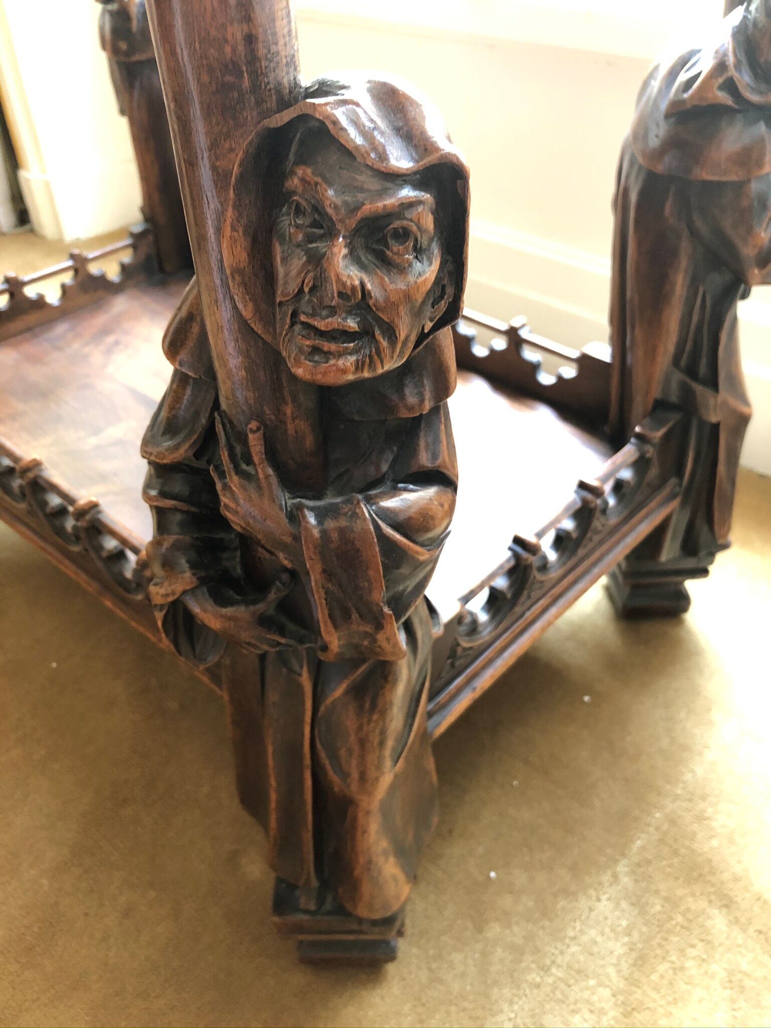 Console gothic style