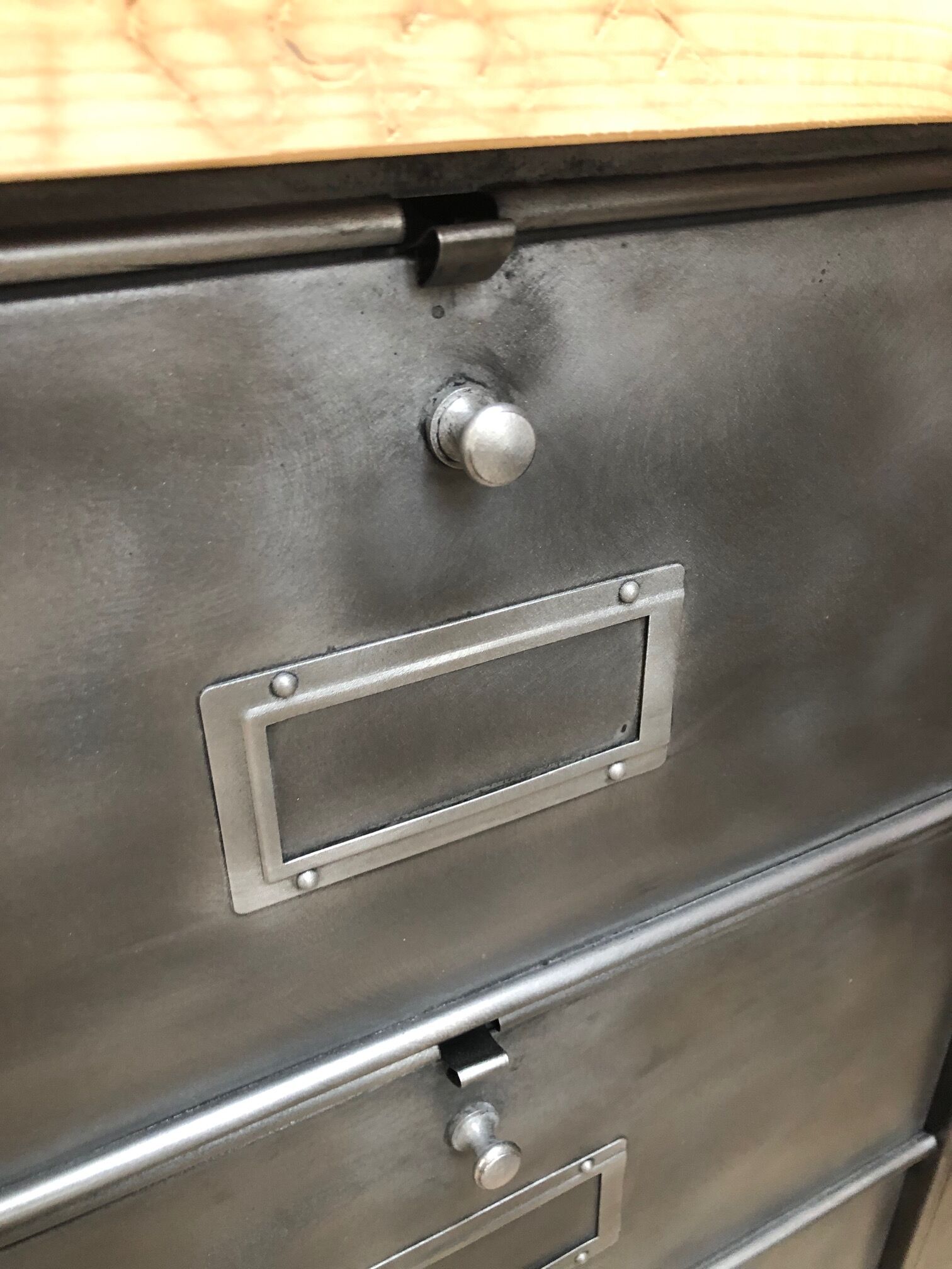 Old metal cabinet 15 valves