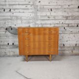 Vintage chest of drawers