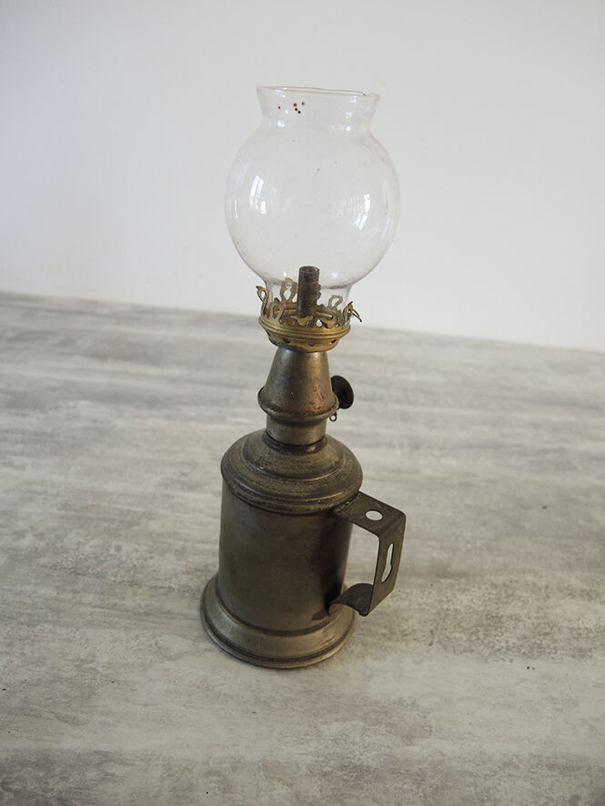 Ancienne lampe type “pigeon” inversable en laiton