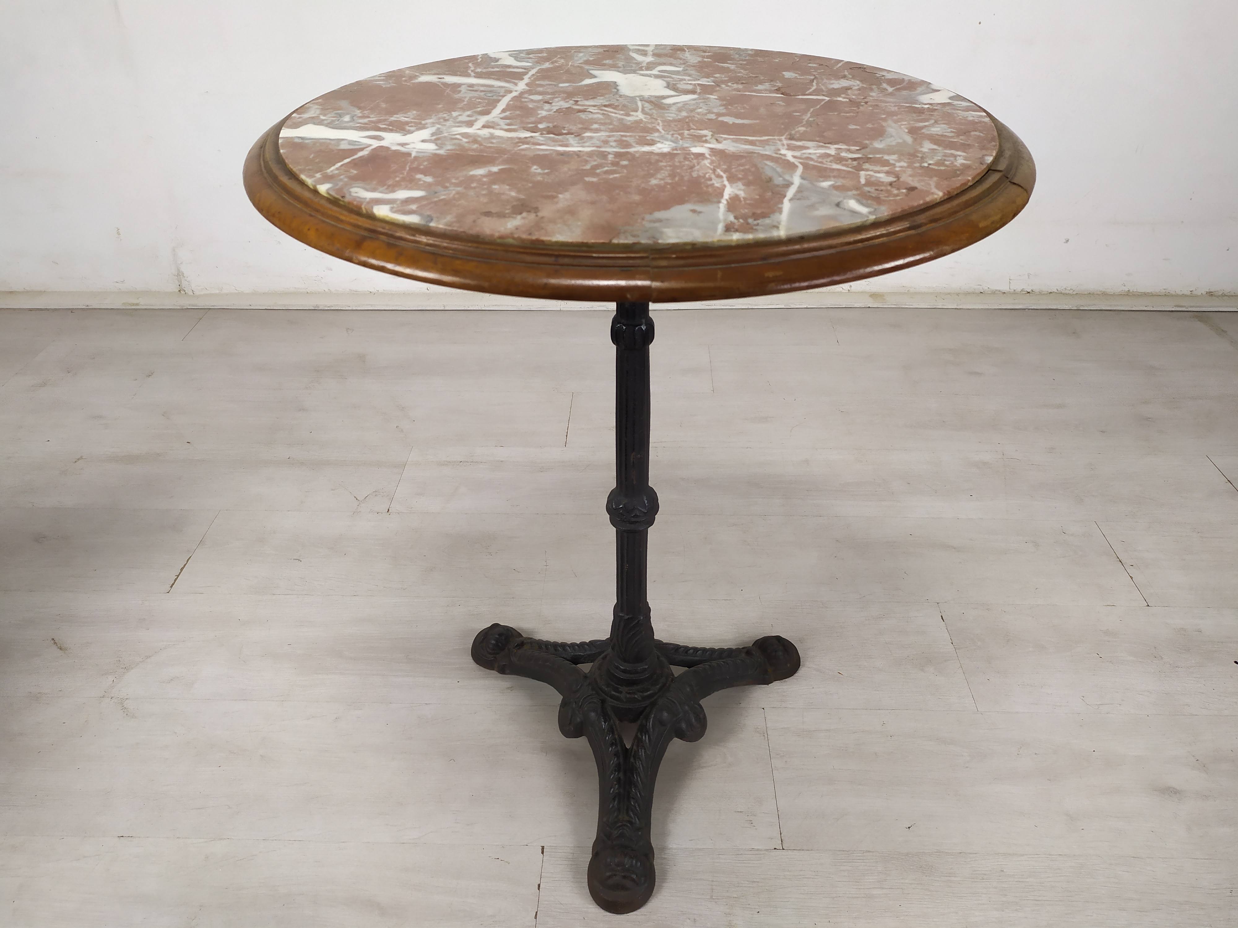 Pedestal table marble bistro