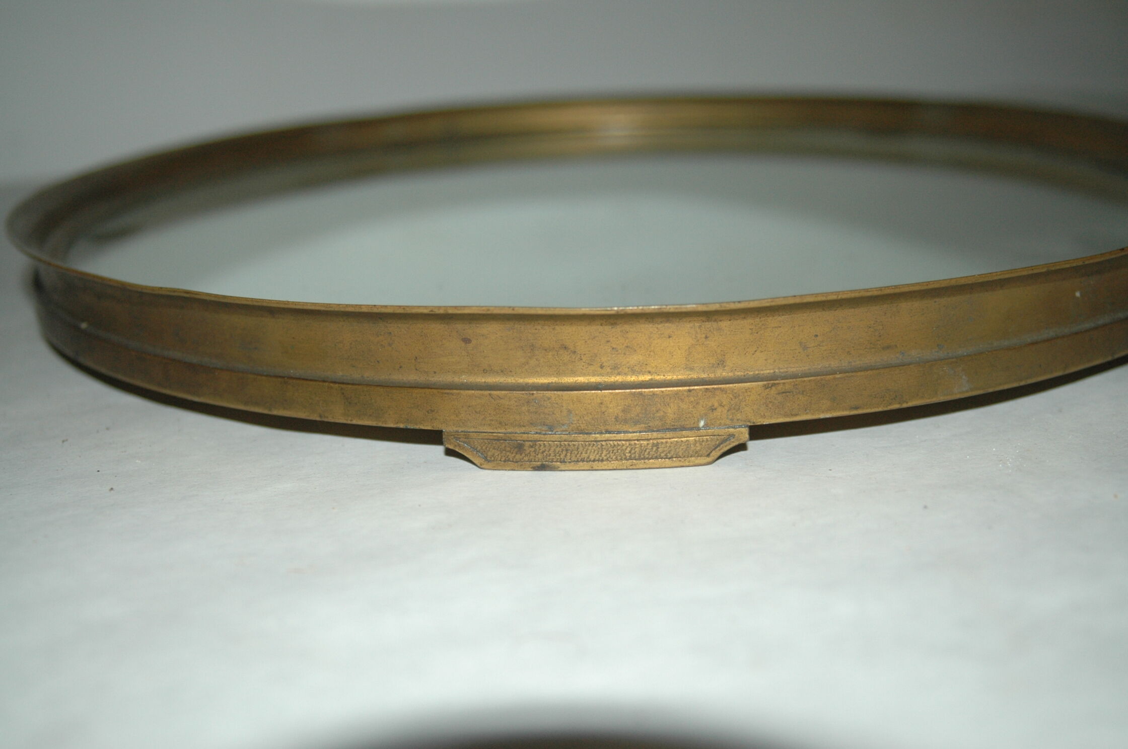 Center tray table in bronze and mirror 19th century