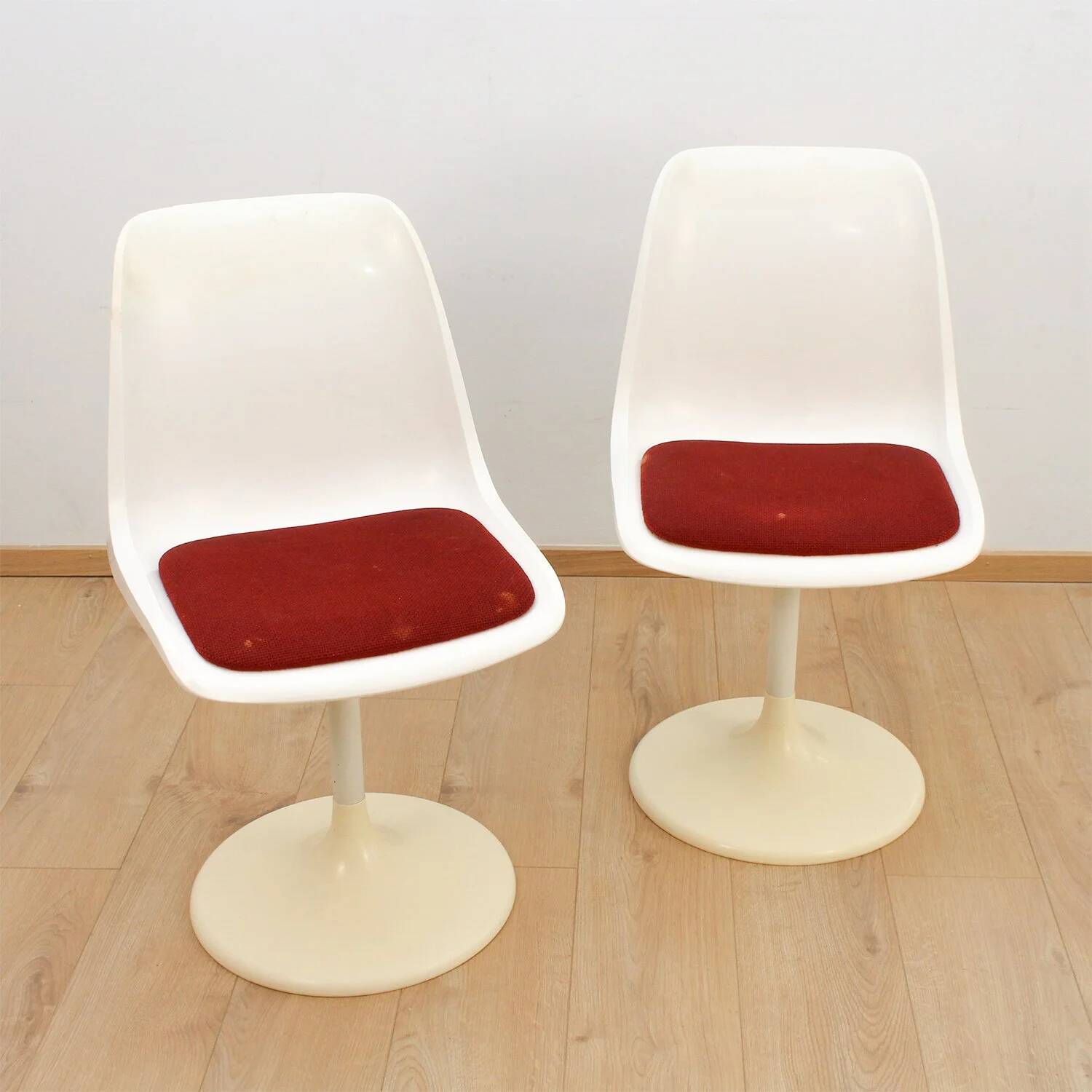 Set of 2 swivel chairs by Wiesner-Hager