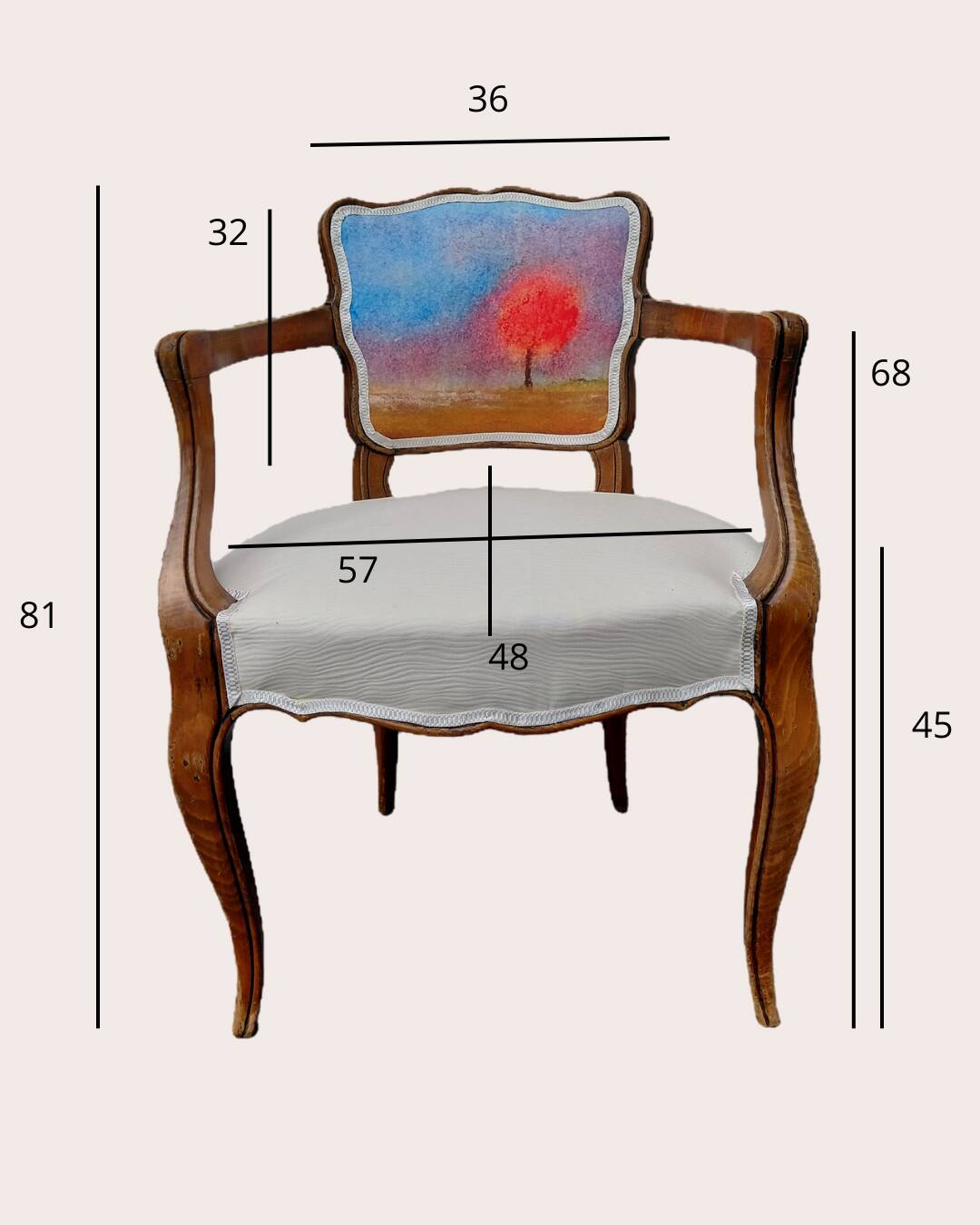 Armchair with armrests in Louis XV style