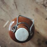 Old bottle, Sandstone