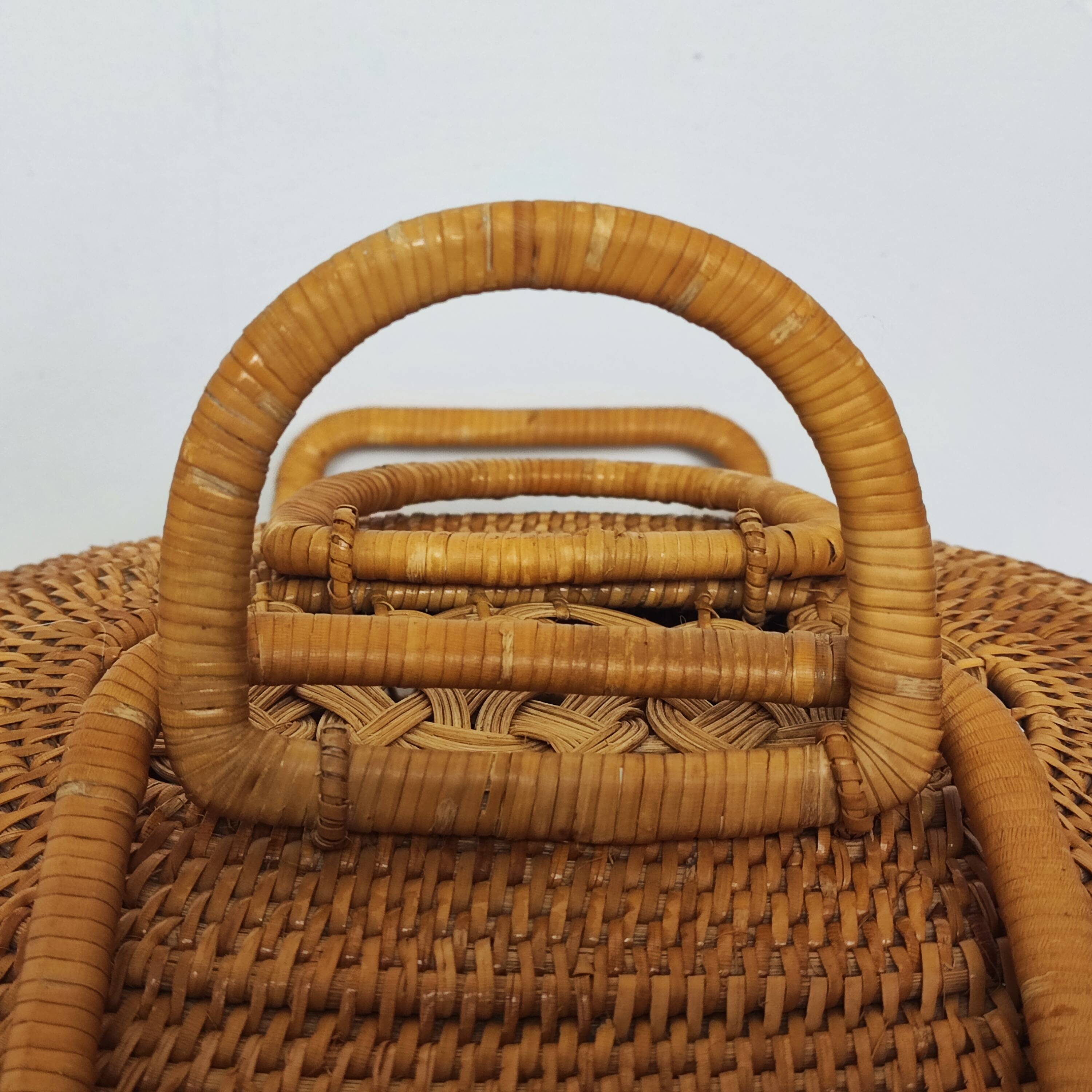 Rattan basket