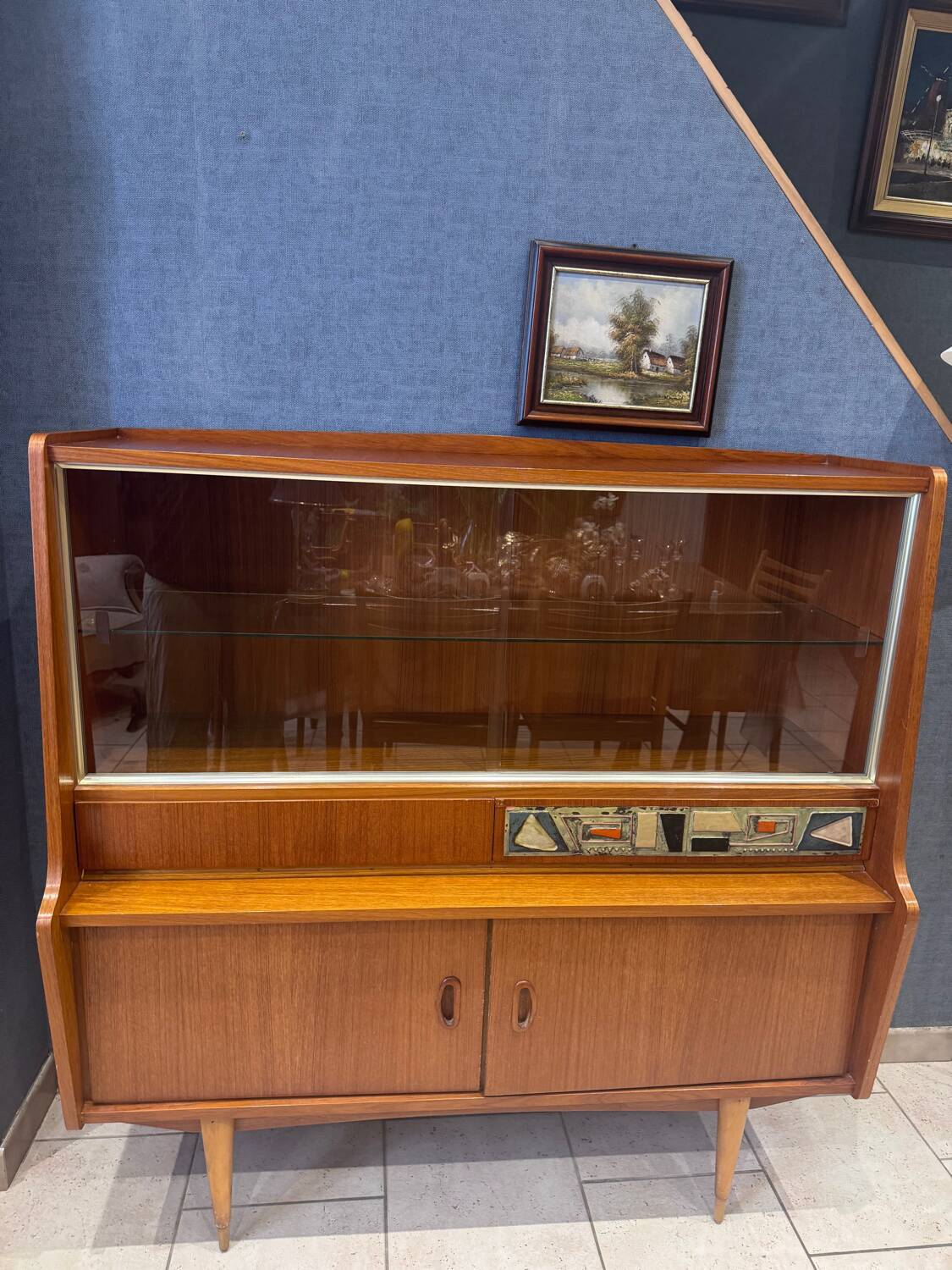 Vintage Scandinavian display cabinet – 1950s/60s – mid-century design