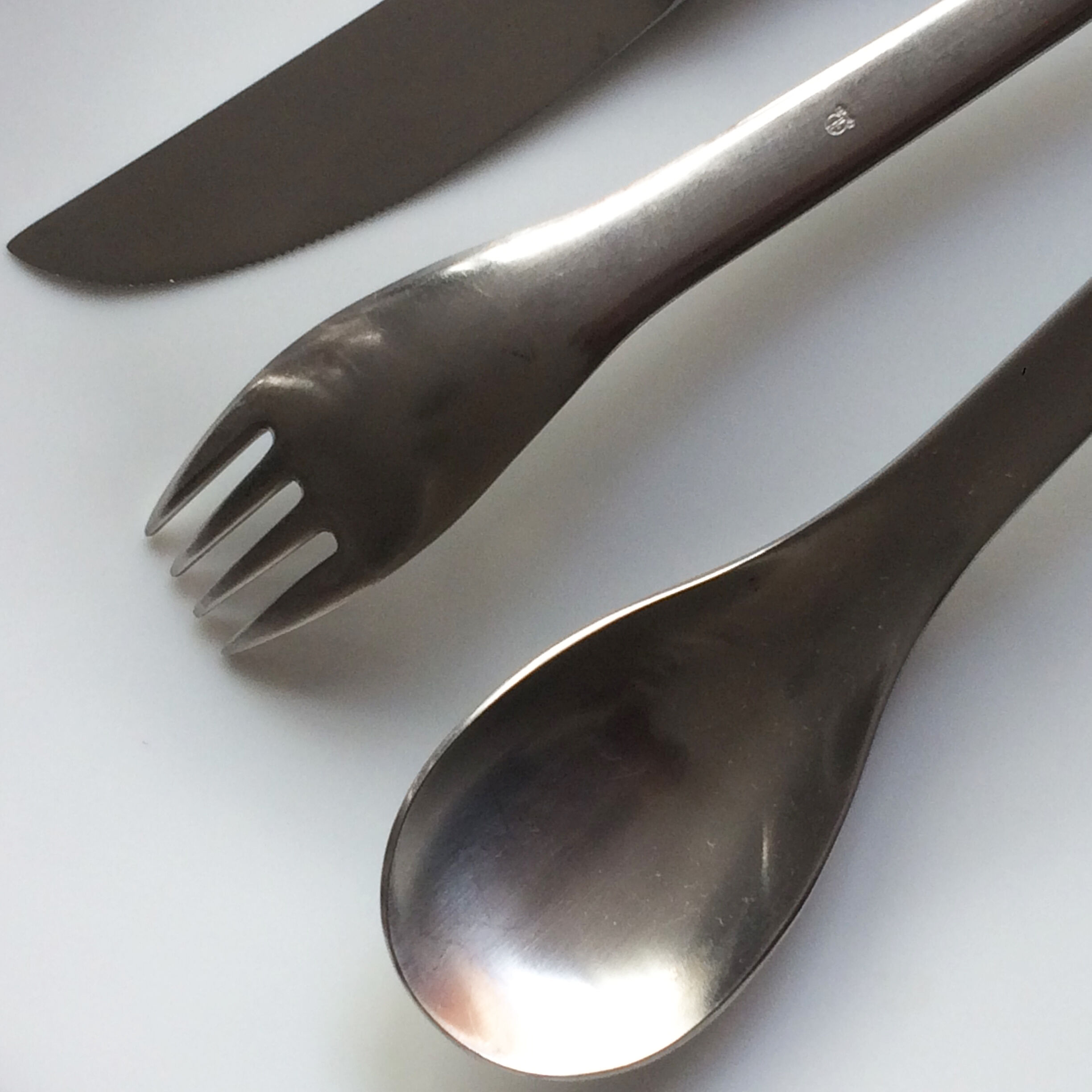 Guy Degrenne stainless steel cutlery set - 41 pieces