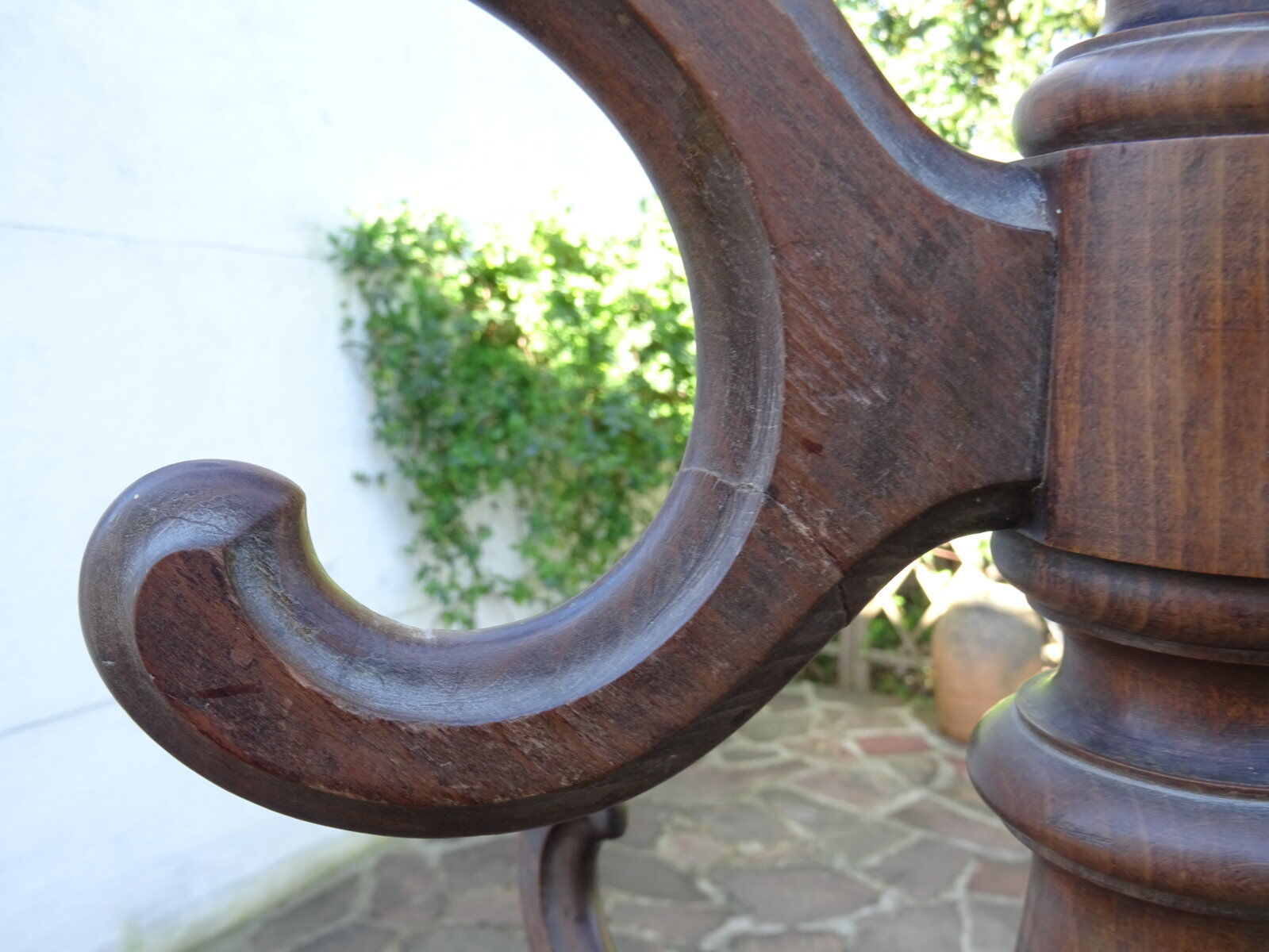 Zinc standing bistro coat door