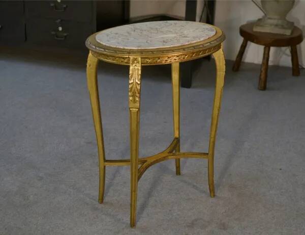 Side table with curved base in gilded carved wood, Louis XVI style, 20th century