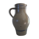Sandstone pitcher