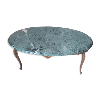 Oval lounge coffee table