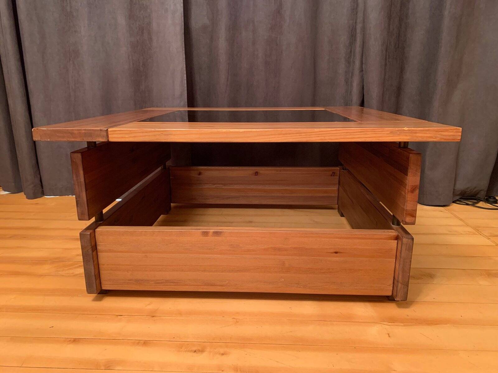Table basse par Hämeen Kalustaja, Finlande, années 1970