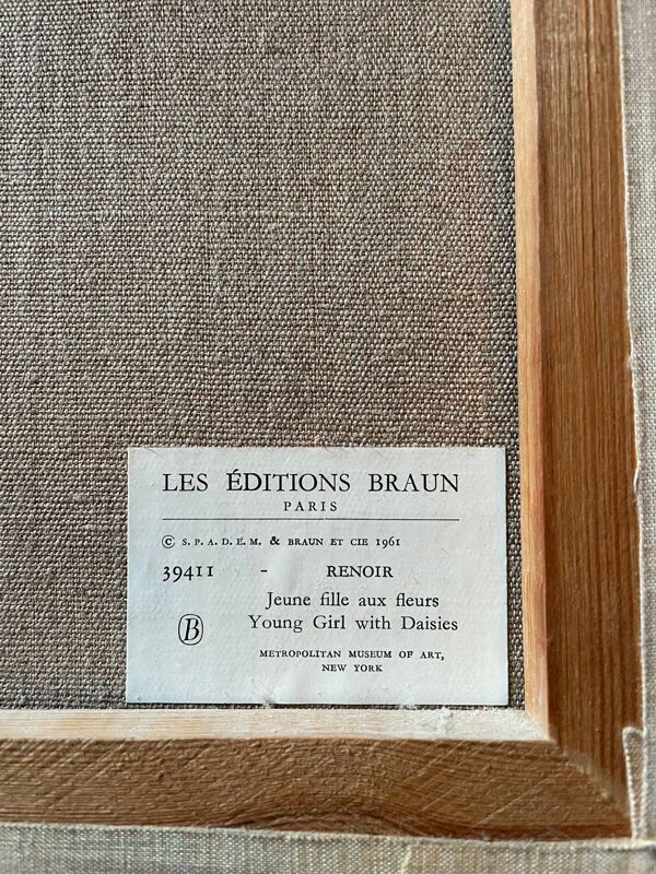 Tableaux une jeune fille aux fleurs