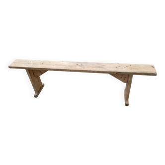 Banc ancien en bois de pin restauré