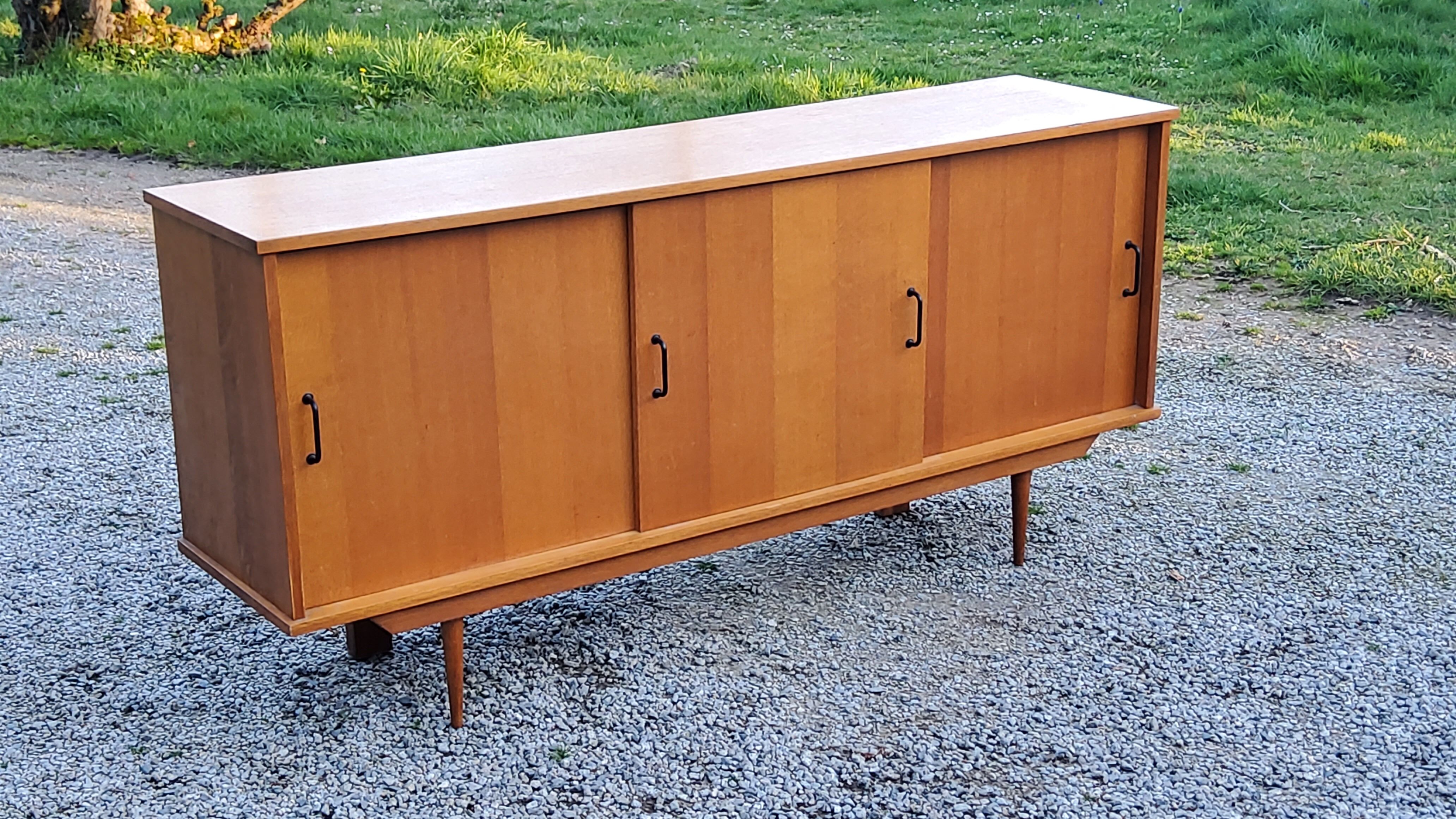 Vintage gold blond oak row 3 sliding doors