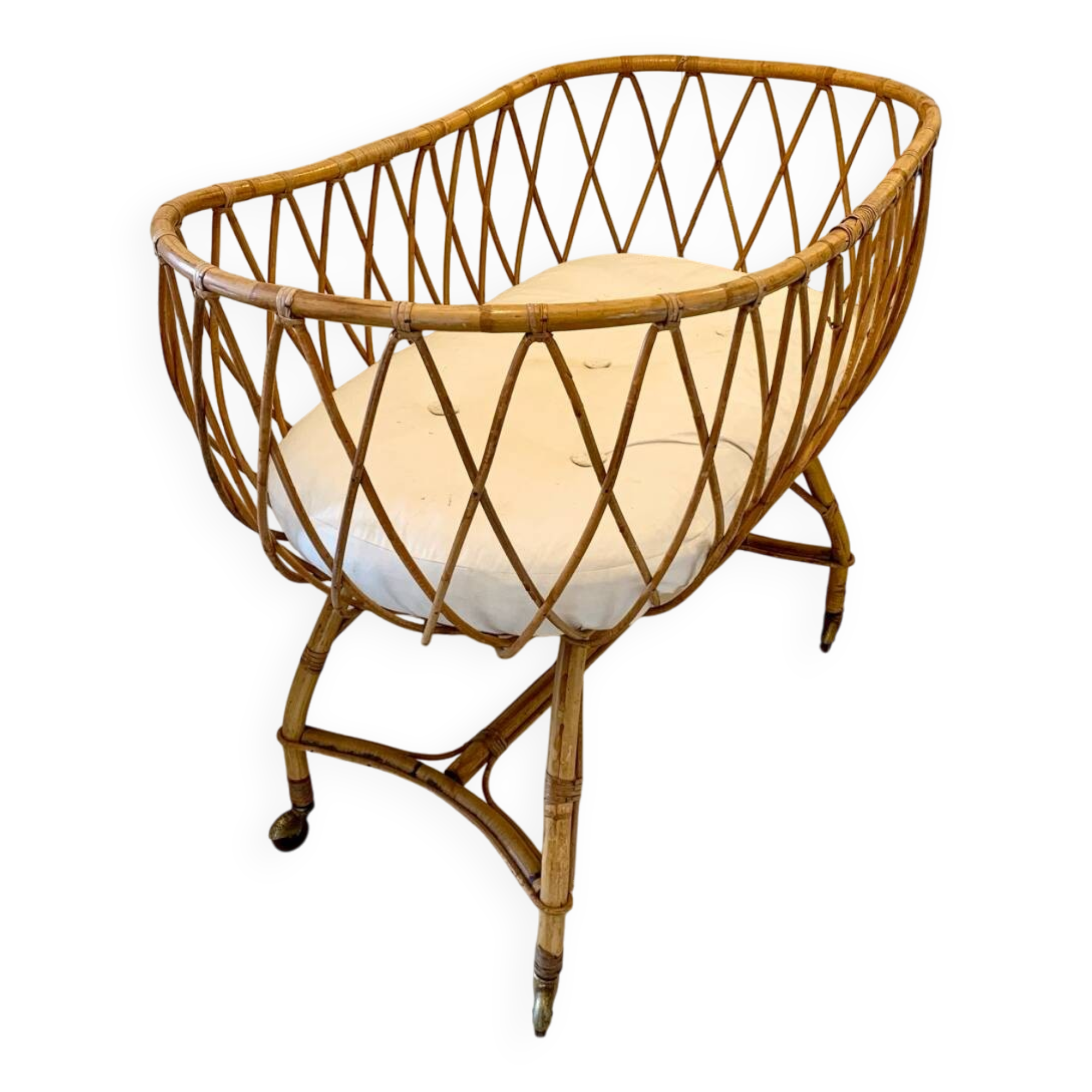 Rattan cradle