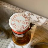 Bouteilles anciennes ambrees