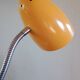 Lampe de bureau articulée vintage en métal jaune et acier