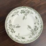 Set of 11 mismatched Terre de Fer plates