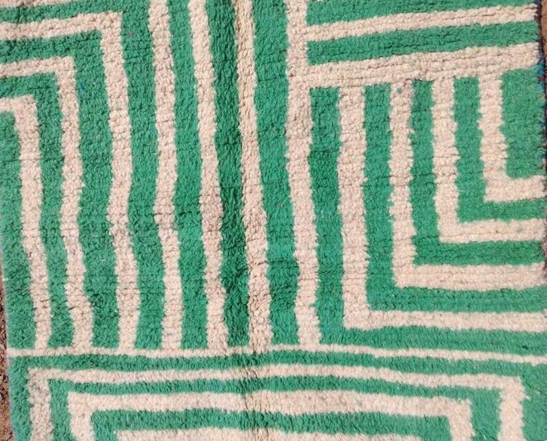 Traditional handmade pure wool rug, size 140 x 260 cm