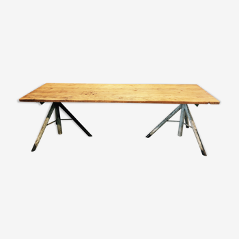 Large craft table 250 CM oak and metal.