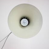 Lampe de table industrielle réglable par Napako, années 1960, Tchécoslovaquie