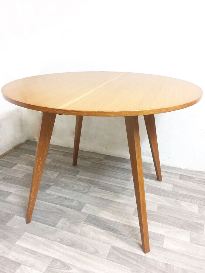 Table round feet compass, 1960