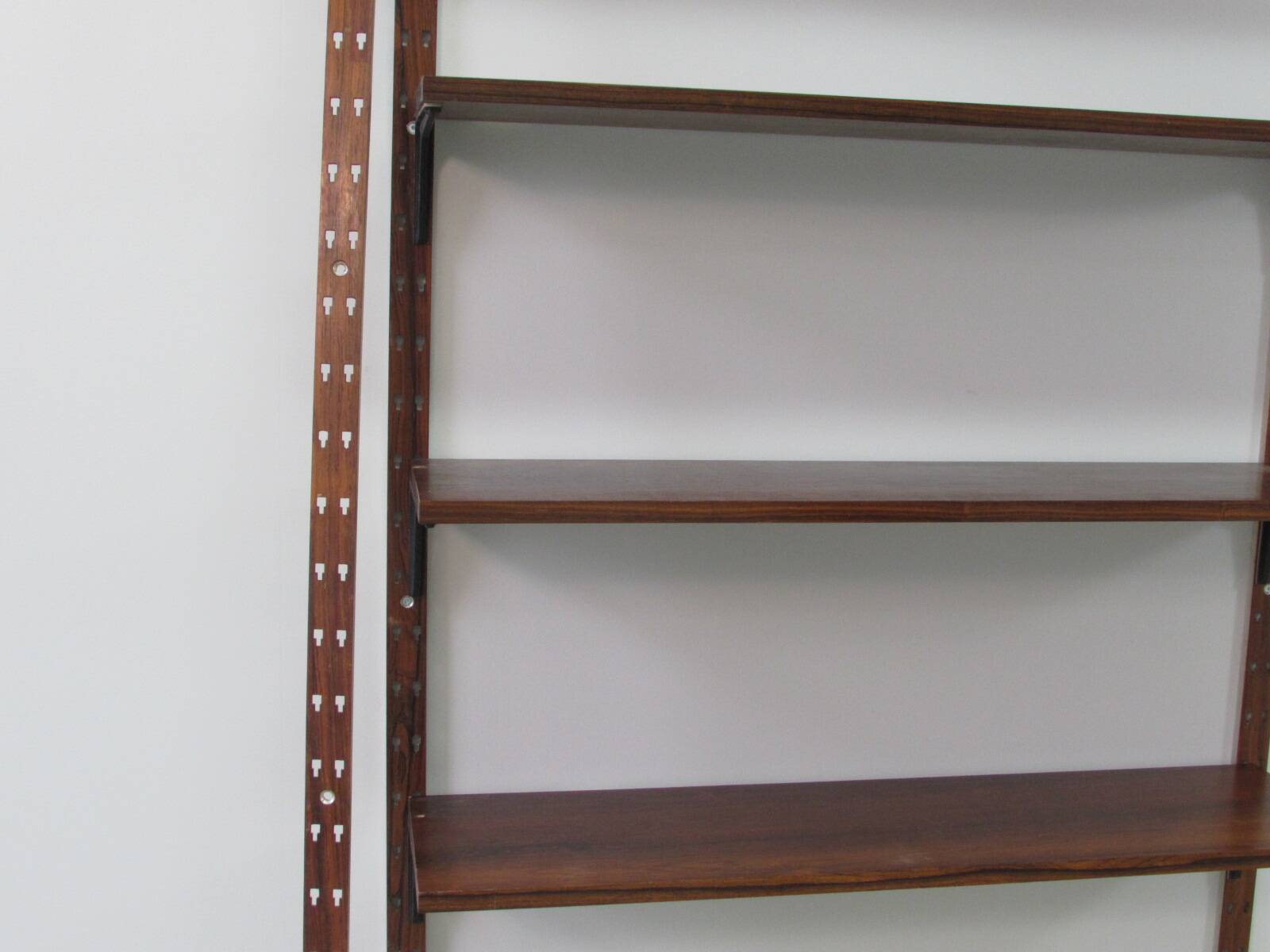 Bookshelf wall system “Excellent” by Sven Ellekaer for Albert Hansen