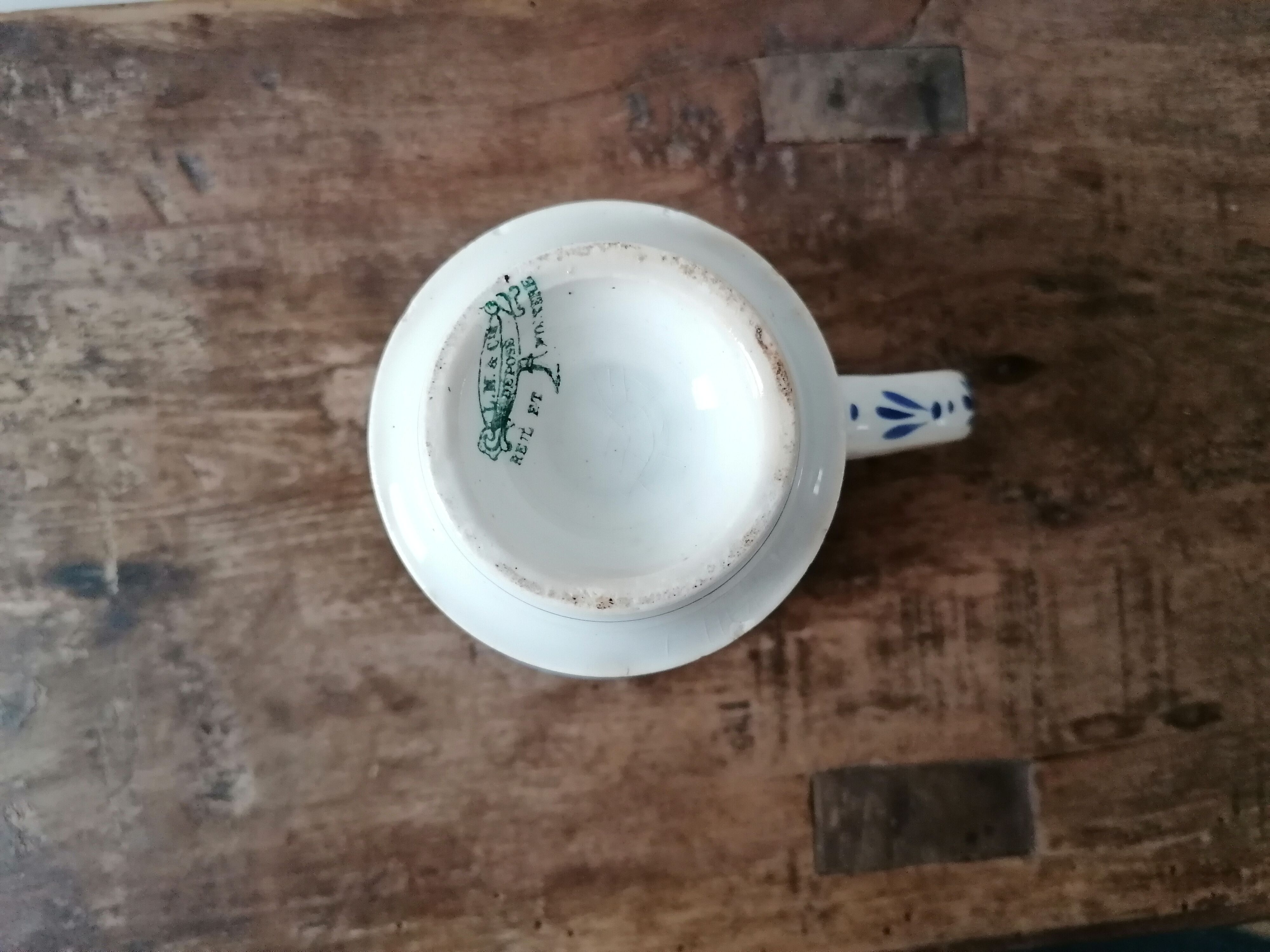 Creil and Montereau earthenware burner