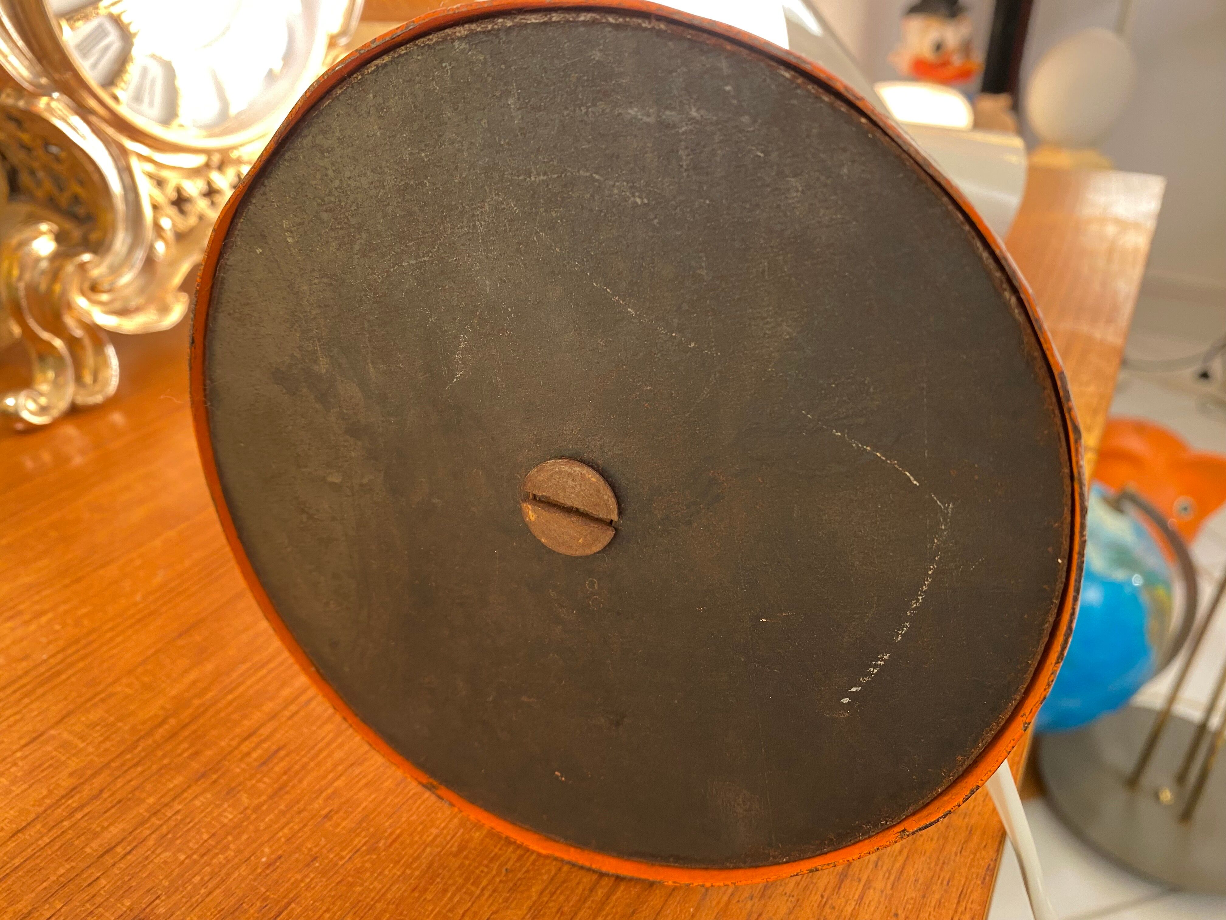 Lampe a poser cocotte bauhaus 1950