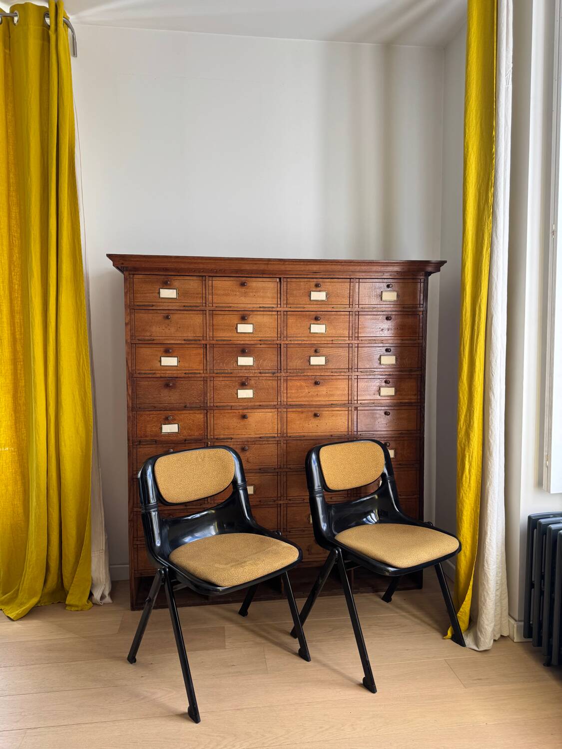 Black back chairs by G. Piretti & E. Ambas, Italy, 1980s