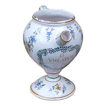 Pitcher apothecary kid in faience eighteenth century
