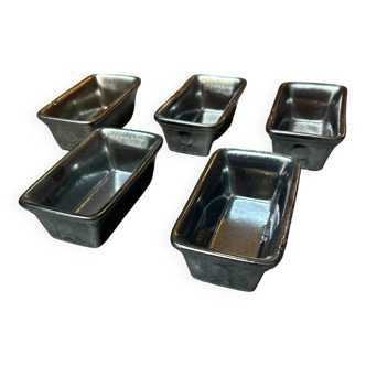 Mini molds, ramekins or cups