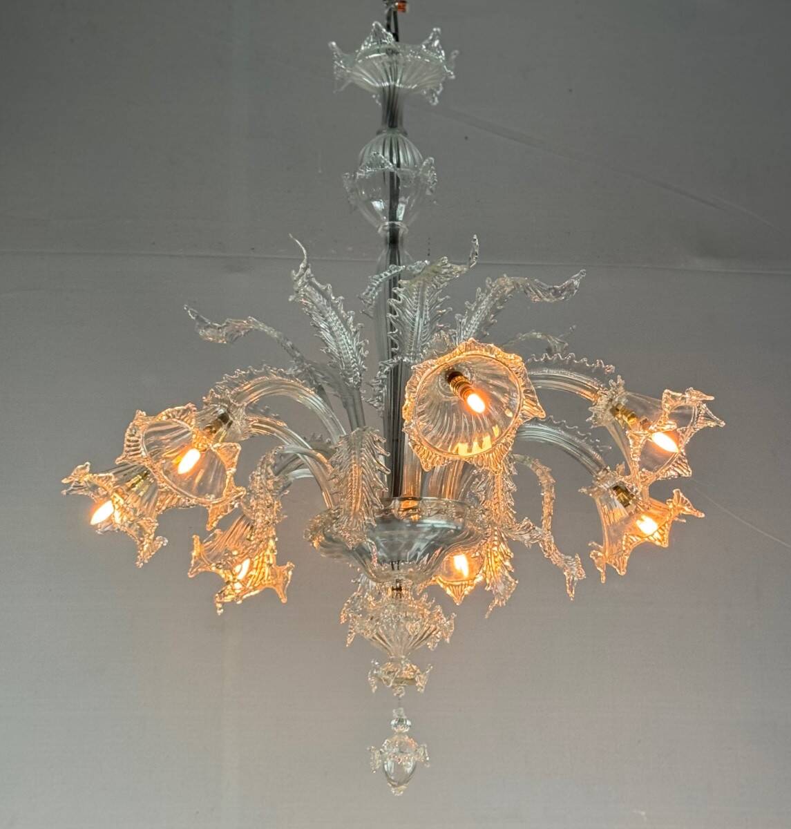 Venetian chandelier in colorless Murano glass, 7 light arms circa 1930